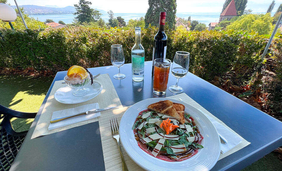 Menu Filets De Perche Meuni Re Avec Entr E Au Choix Vin Et Digestif